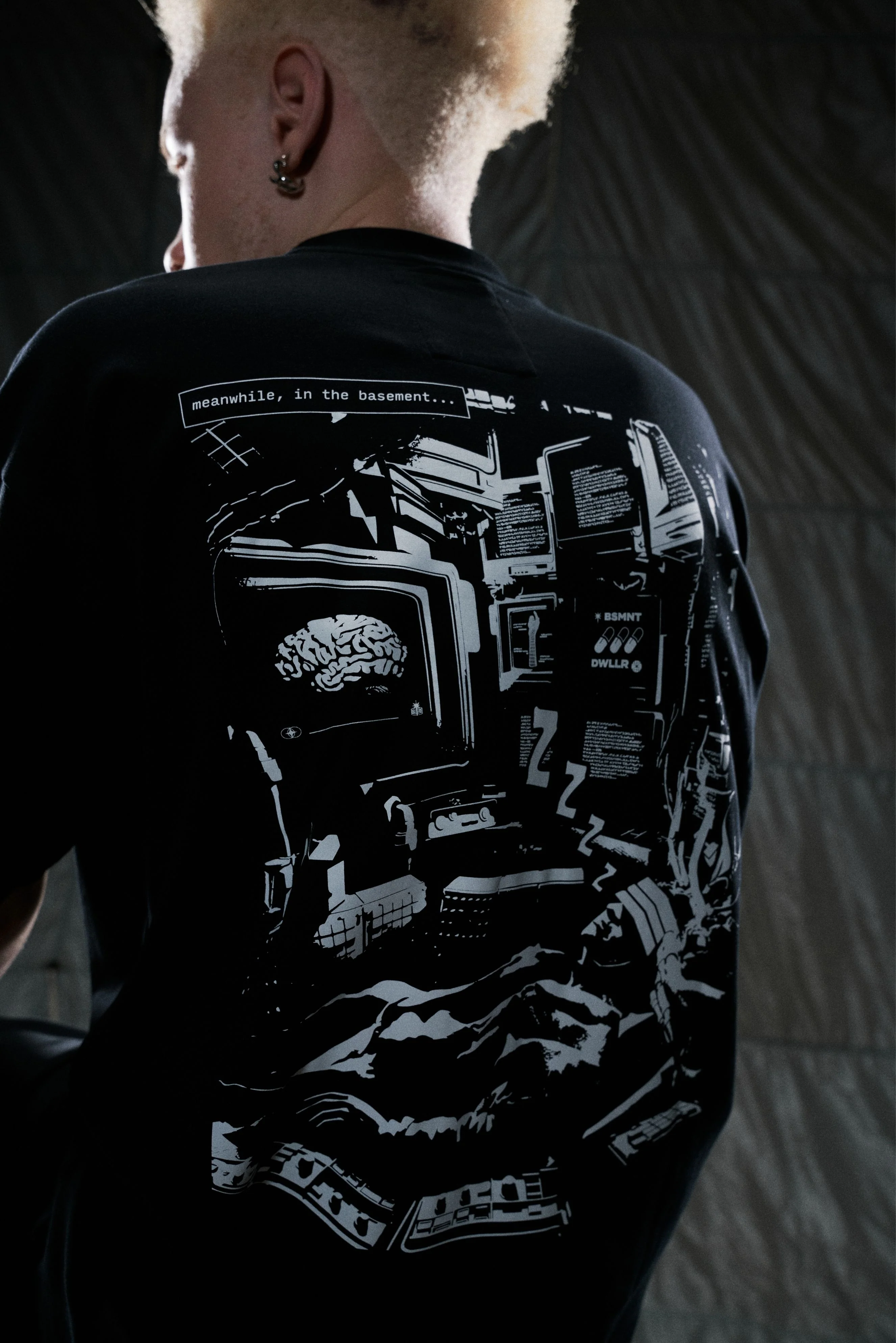 BASEMENT DWE//ER Short Sleeve T-Shirt Black - Image 8