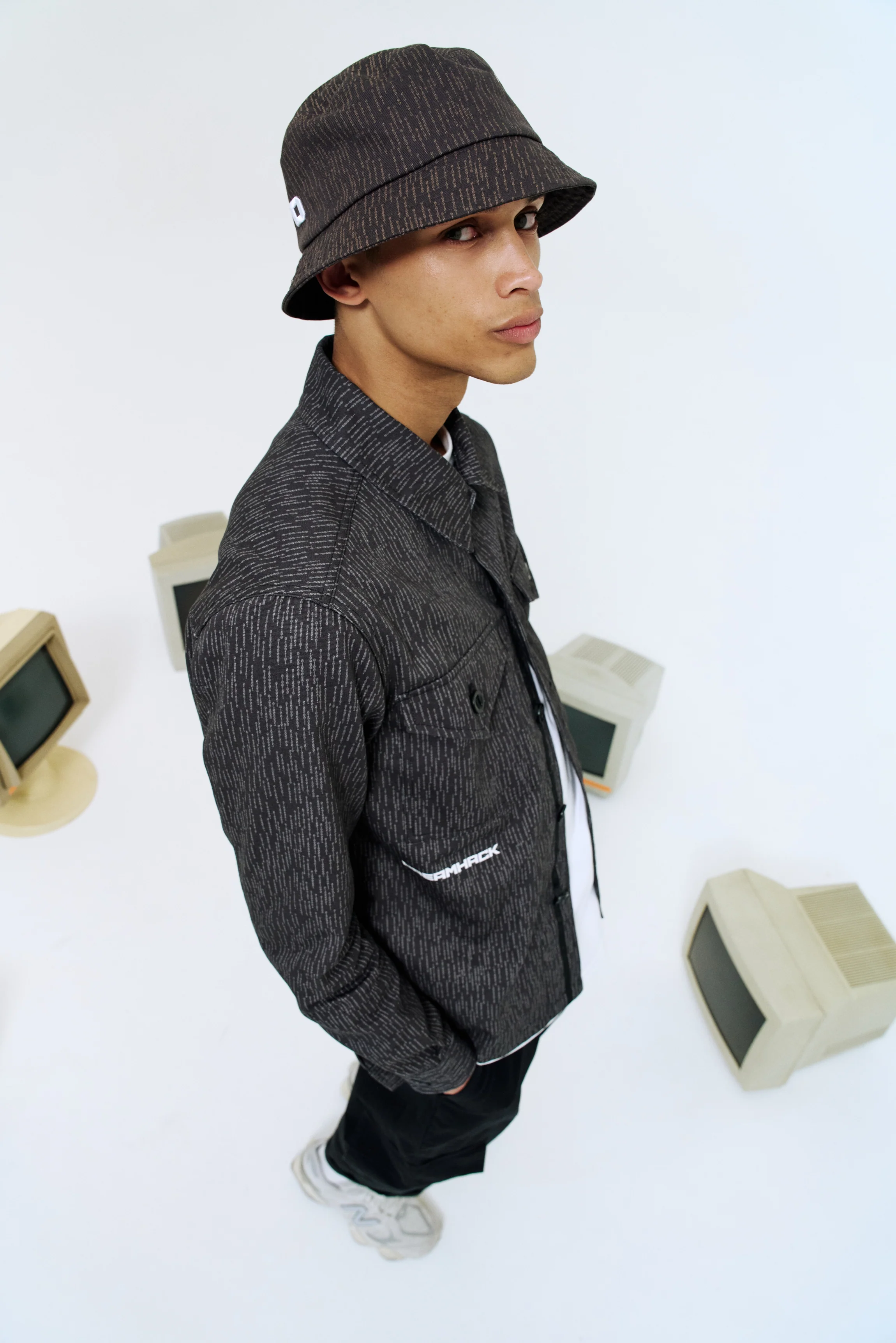 DreamHack Digital Frequency Overshirt Dark Grey - Image 4