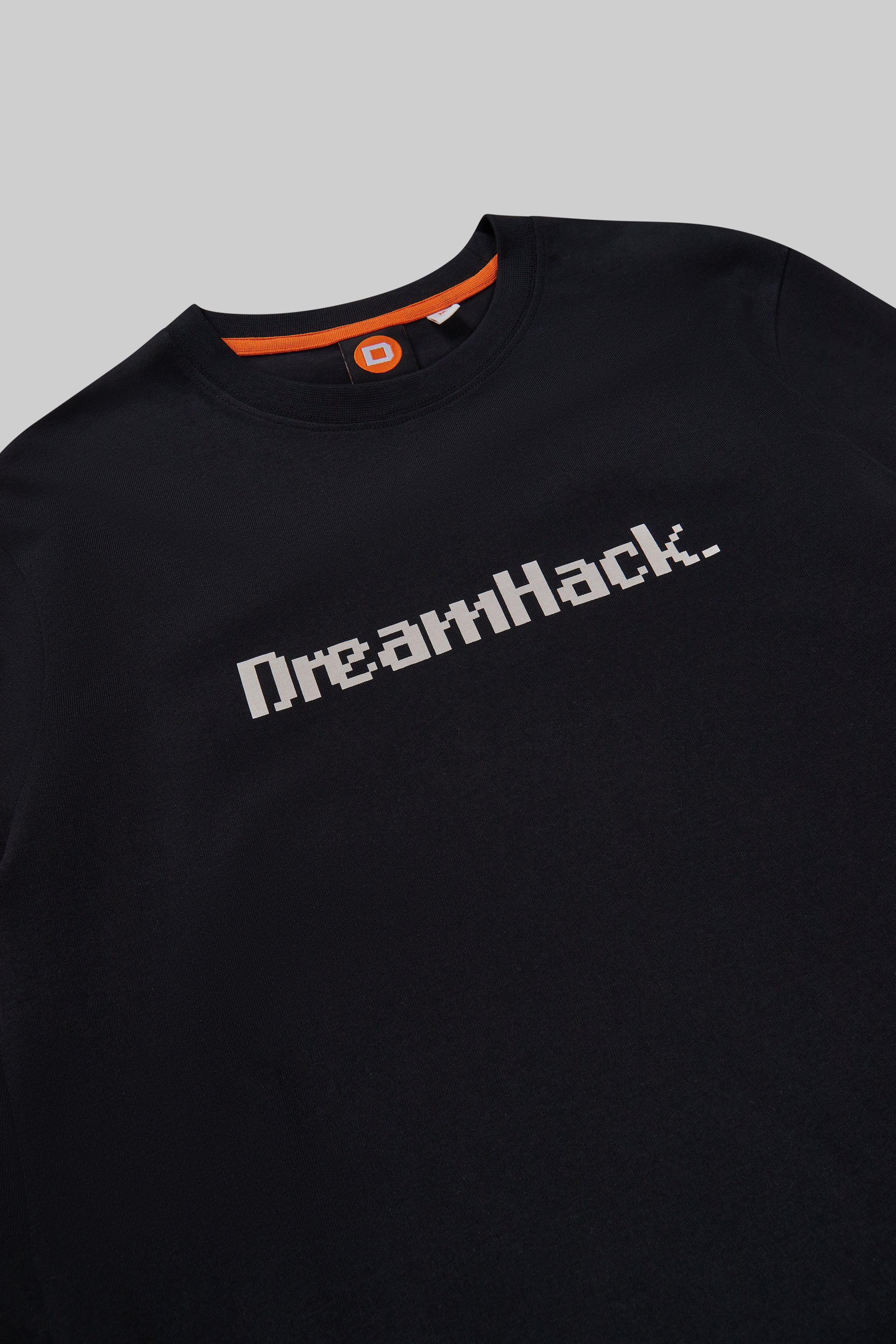DreamHack Pixel Grind Logo Long Sleeve T-Shirt Black - Image 3
