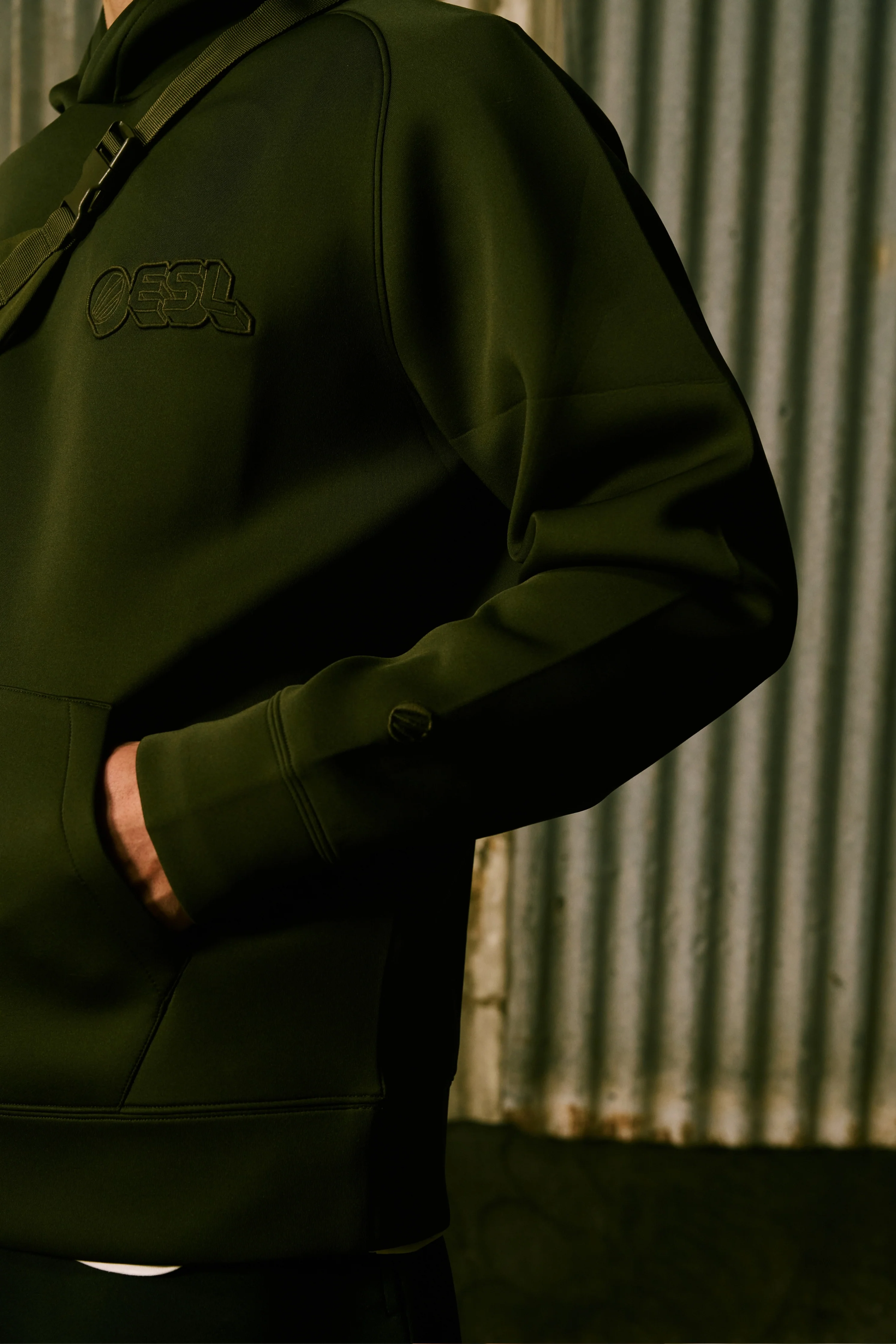 ESL Crosshairs Pullover Hoodie Moss - Image 9