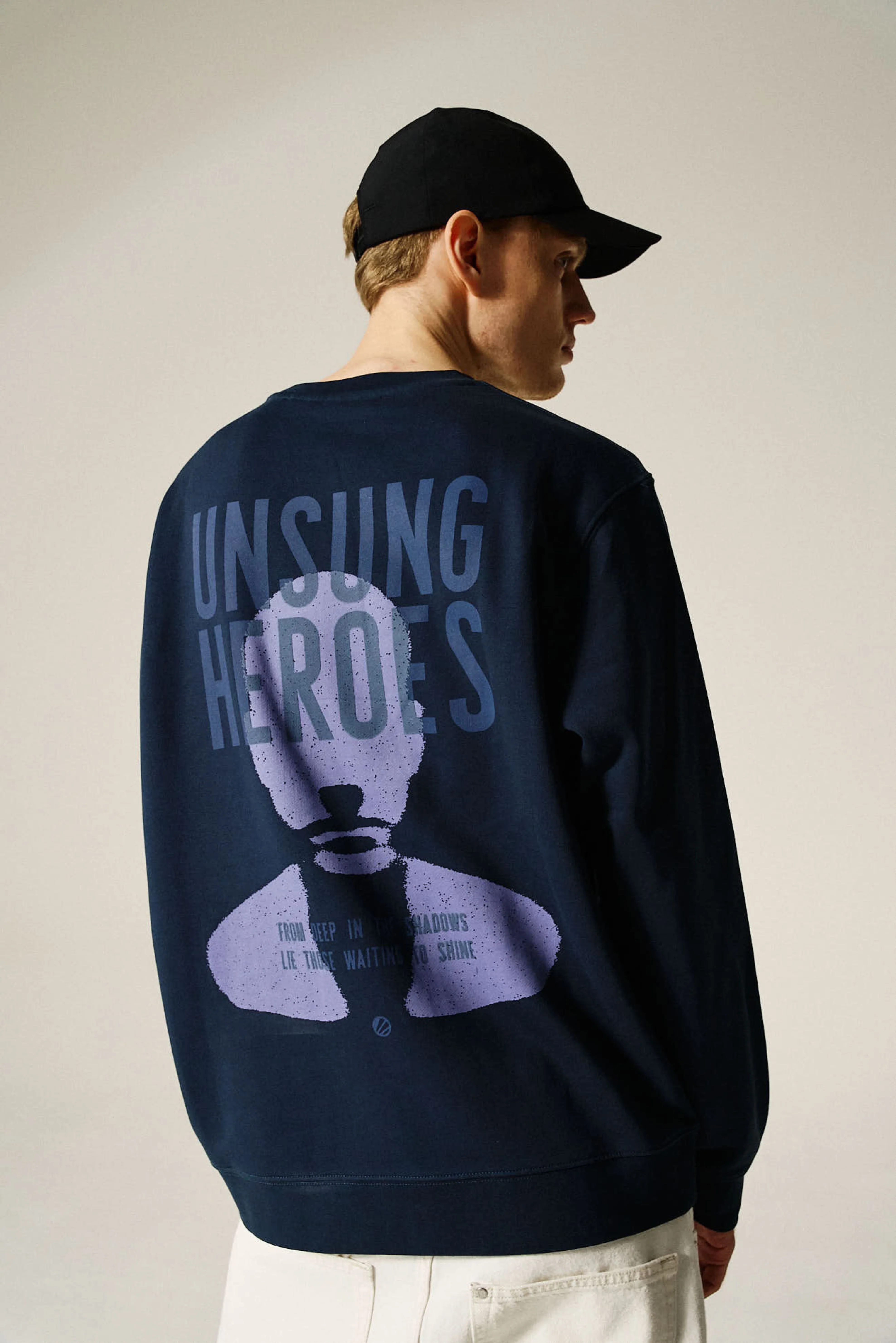 ESL Unsung Heroes Graphic Sweatshirt Ink - Image 3