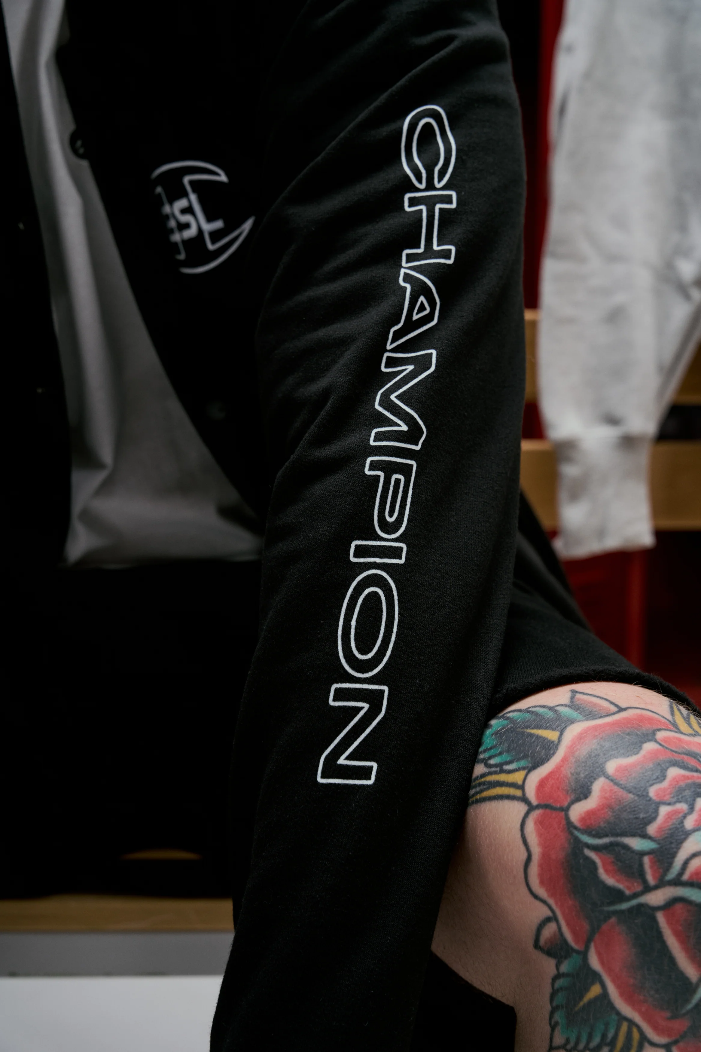 ESL x Champion Patch Sweatpants Black - Image 4