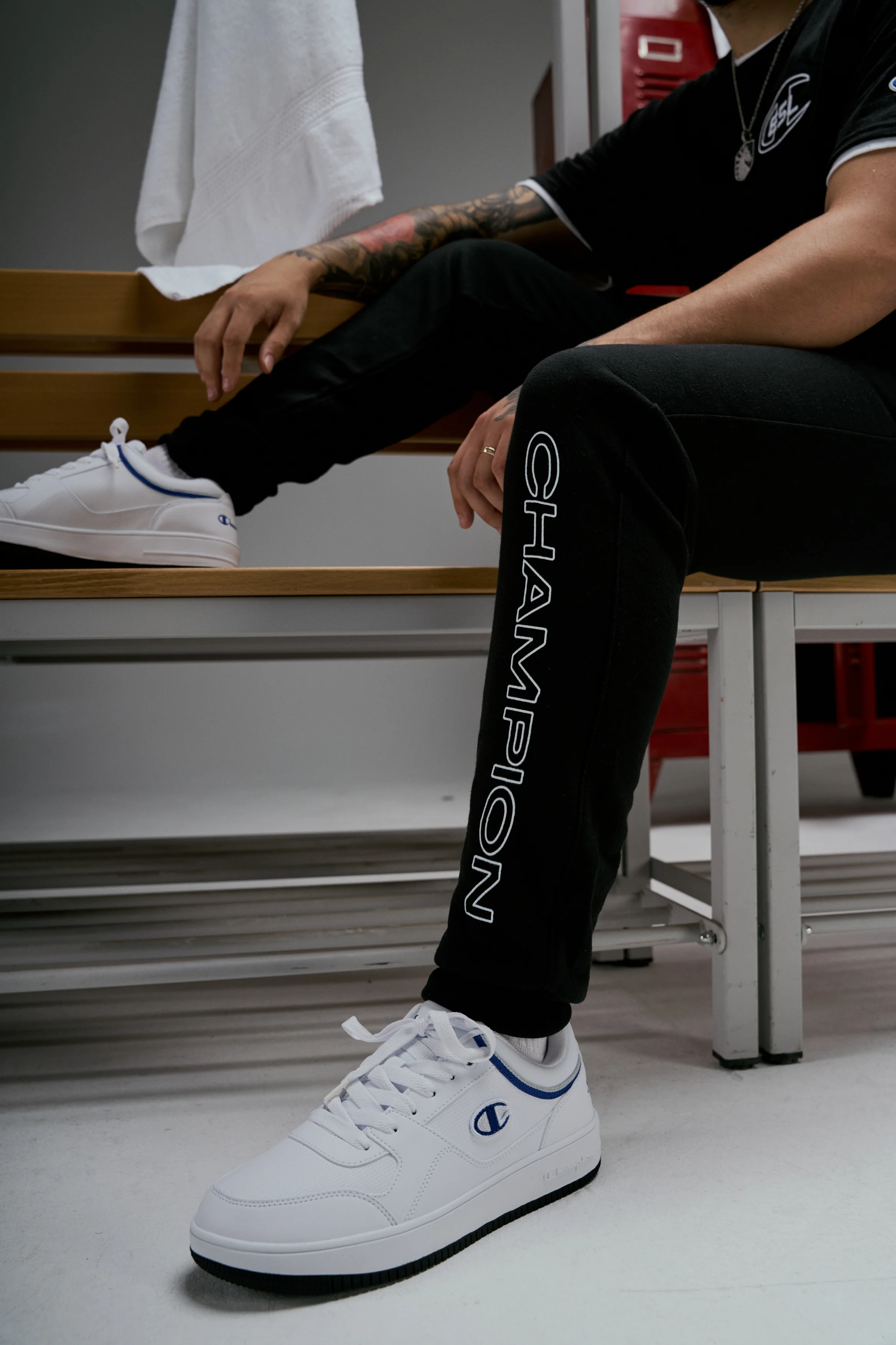 ESL x Champion Patch Sweatpants Black - Image 7