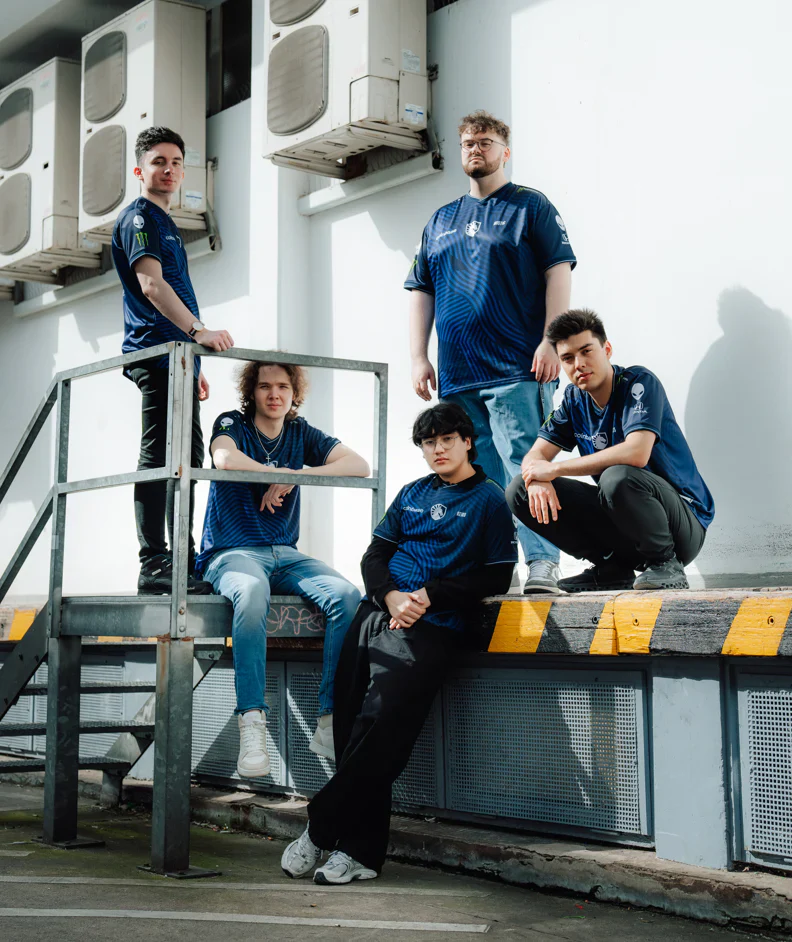 Team Liquid Pro 2024/25 Jersey Blue - Image 9